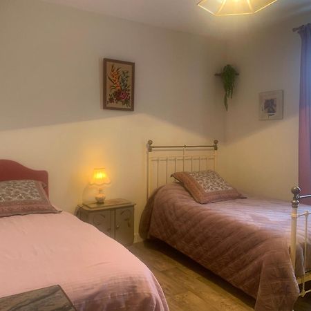 Appartamento Treignac Tourelles Esterno foto